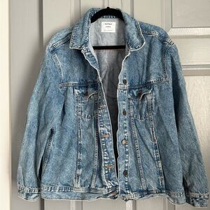 💙 Old Navy Classic Denim Jacket – Size Large 💙